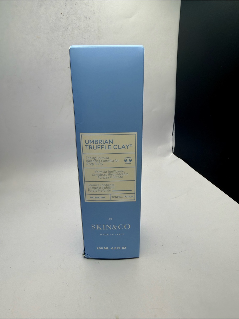 Skin&Co Umbria Truffle Clay Toning Formula - Light Blue